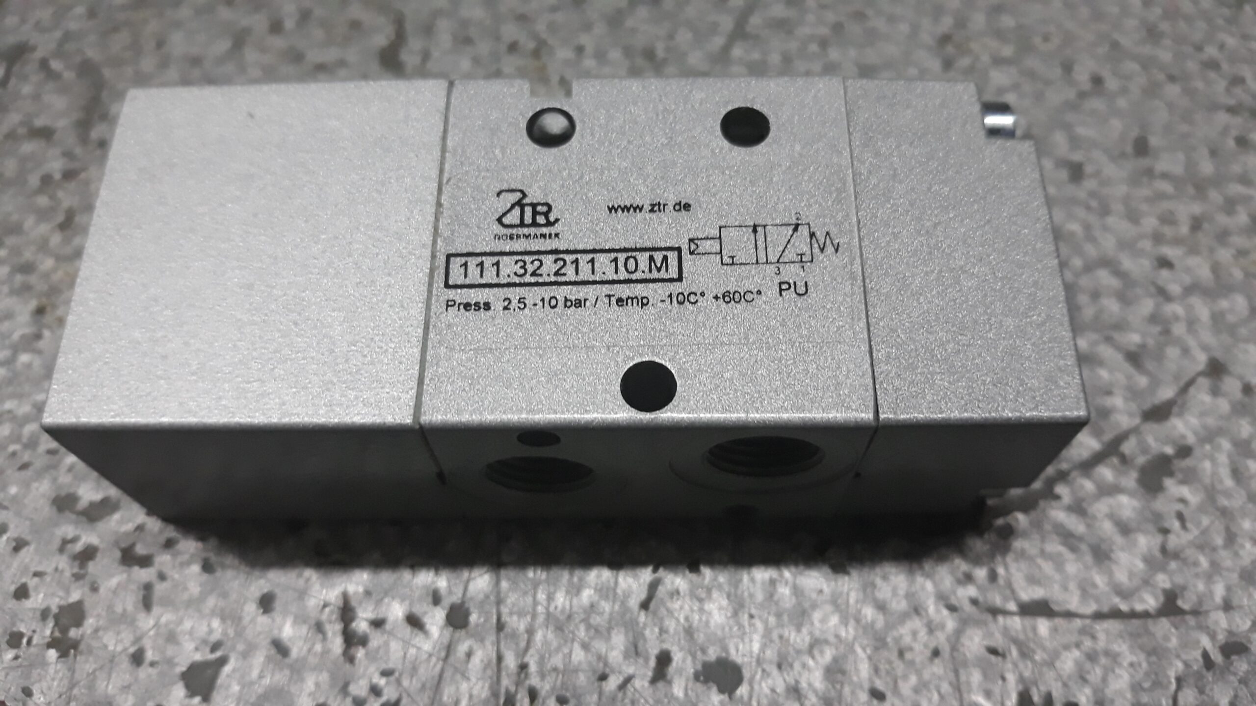 3/2- Wege- Ventil, NC, pneumatisch, monostabil,1/8