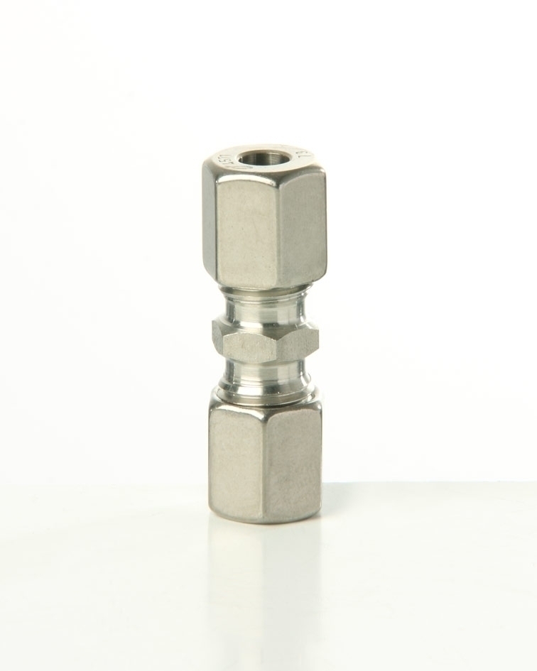 gerader Zwischenstutzen 8 mm - VA
