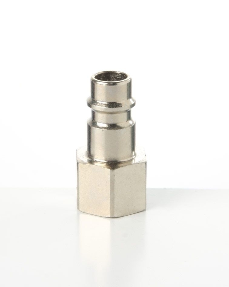 87 Stecknippel mit Innengewinde